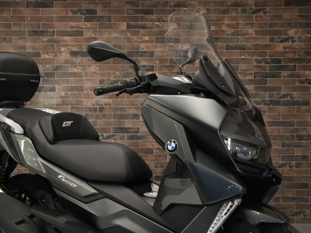 C 400 GT
