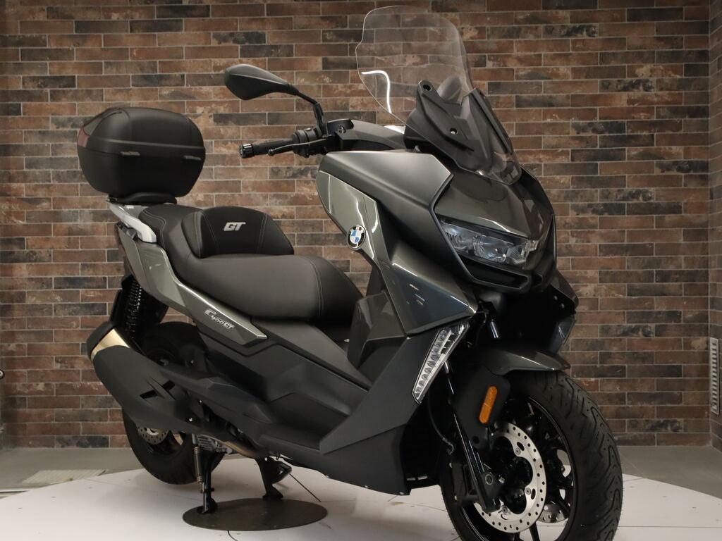 C 400 GT