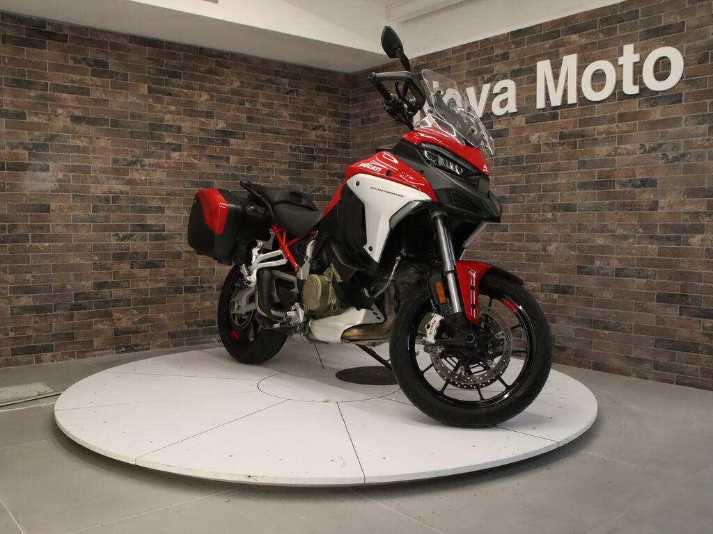 MULTISTRADA V4