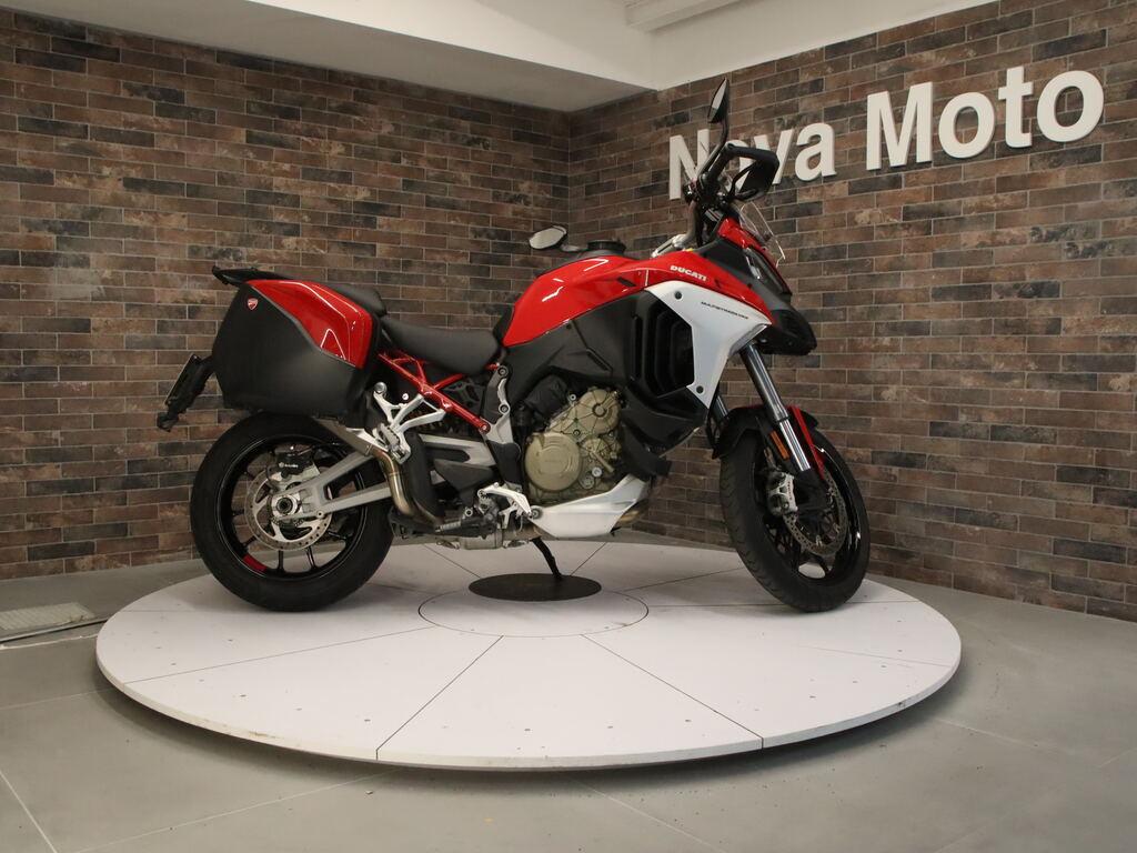 MULTISTRADA V4