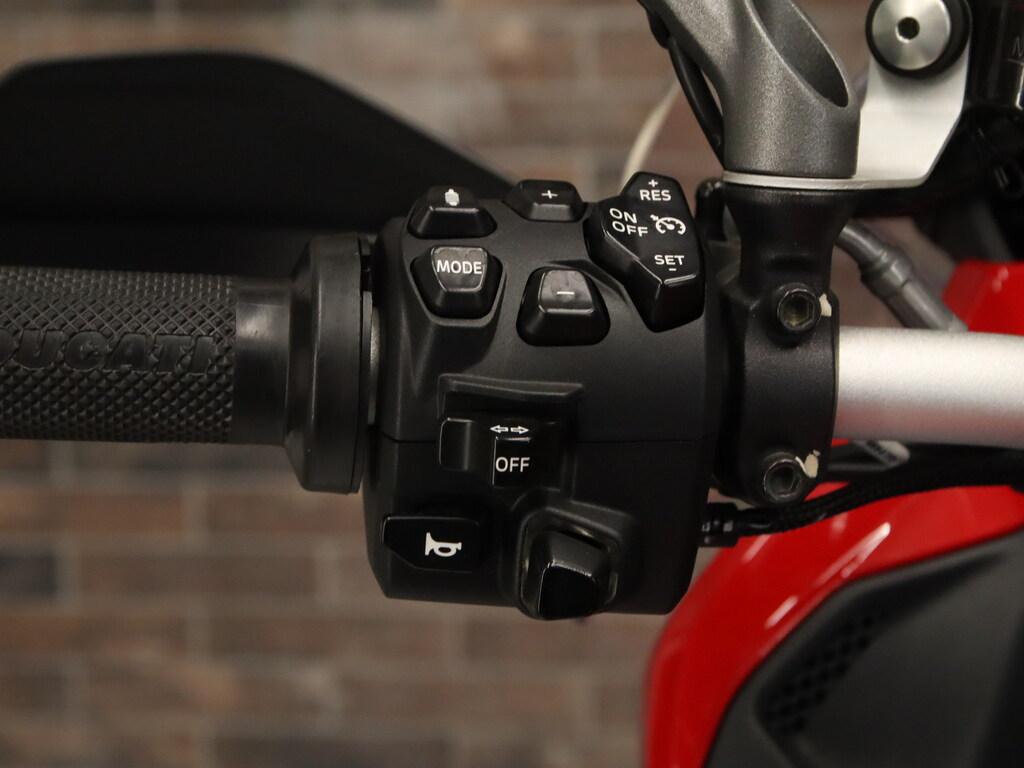MULTISTRADA V4