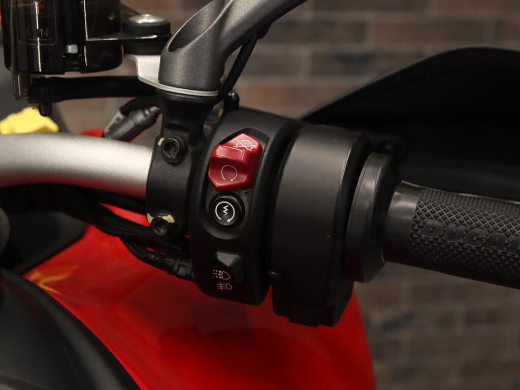 MULTISTRADA V4