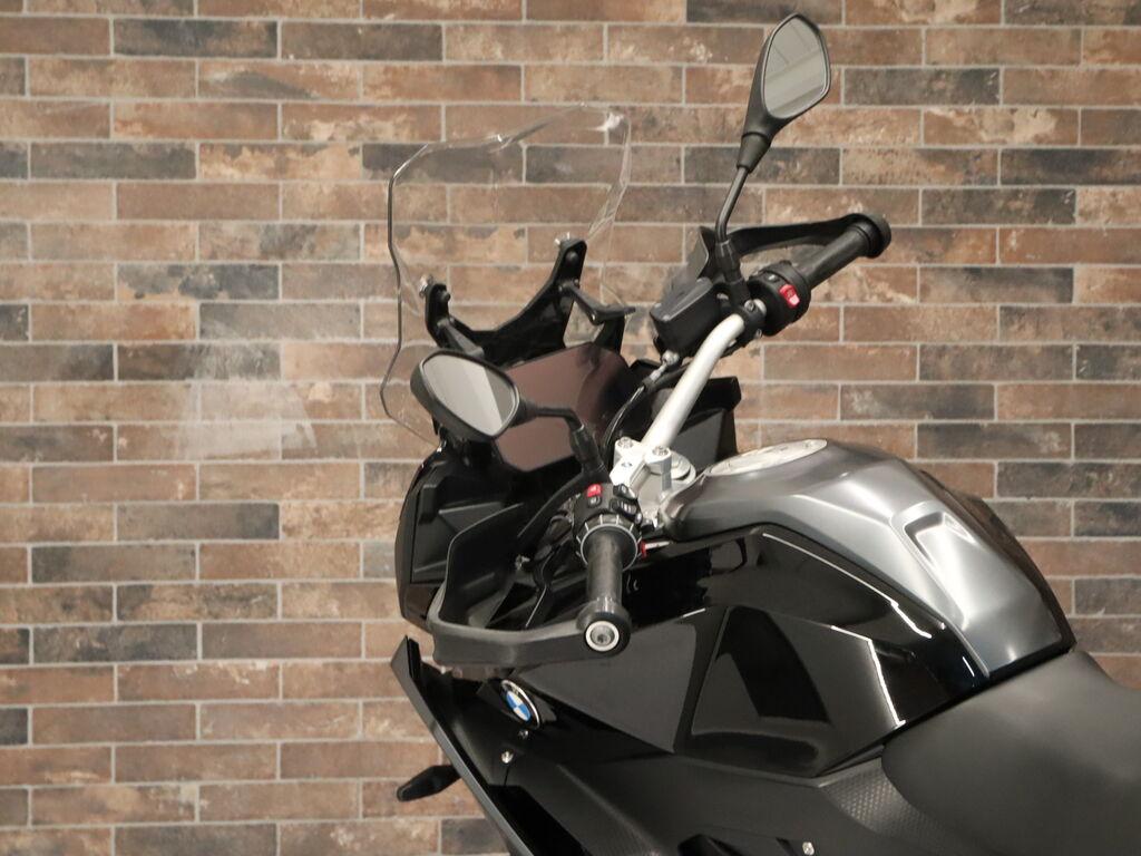 F 900 XR