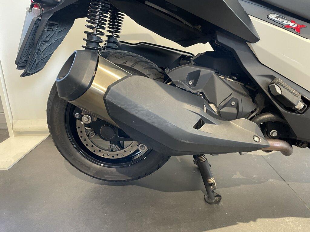 C 400 X