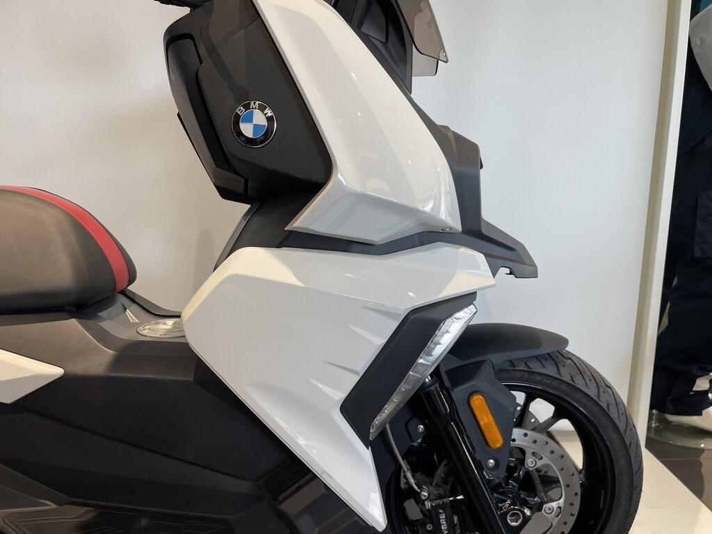C 400 X