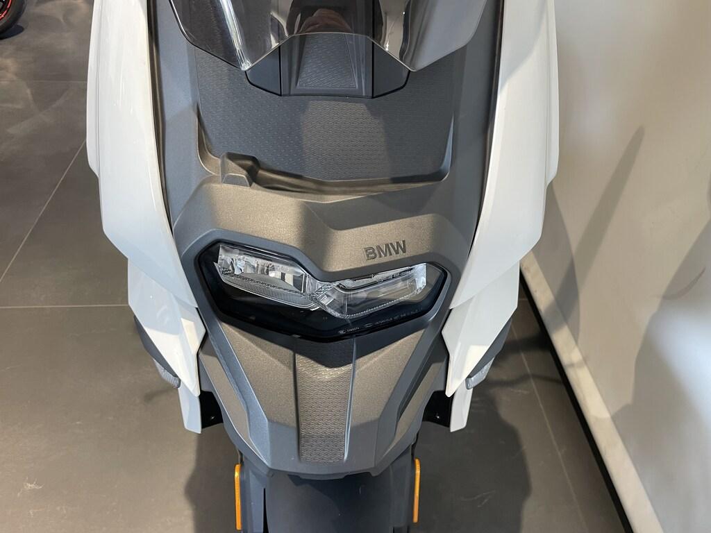C 400 X