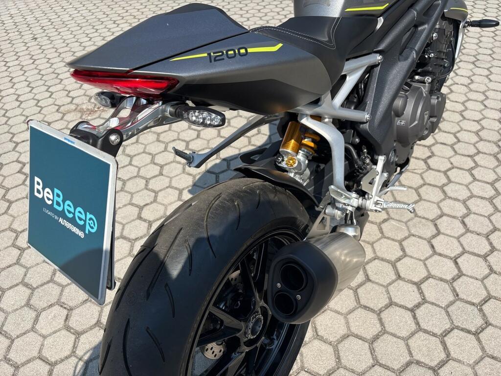 SPEED TRIPLE 1200
