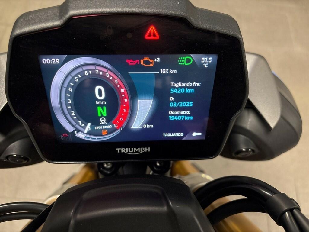 SPEED TRIPLE 1200