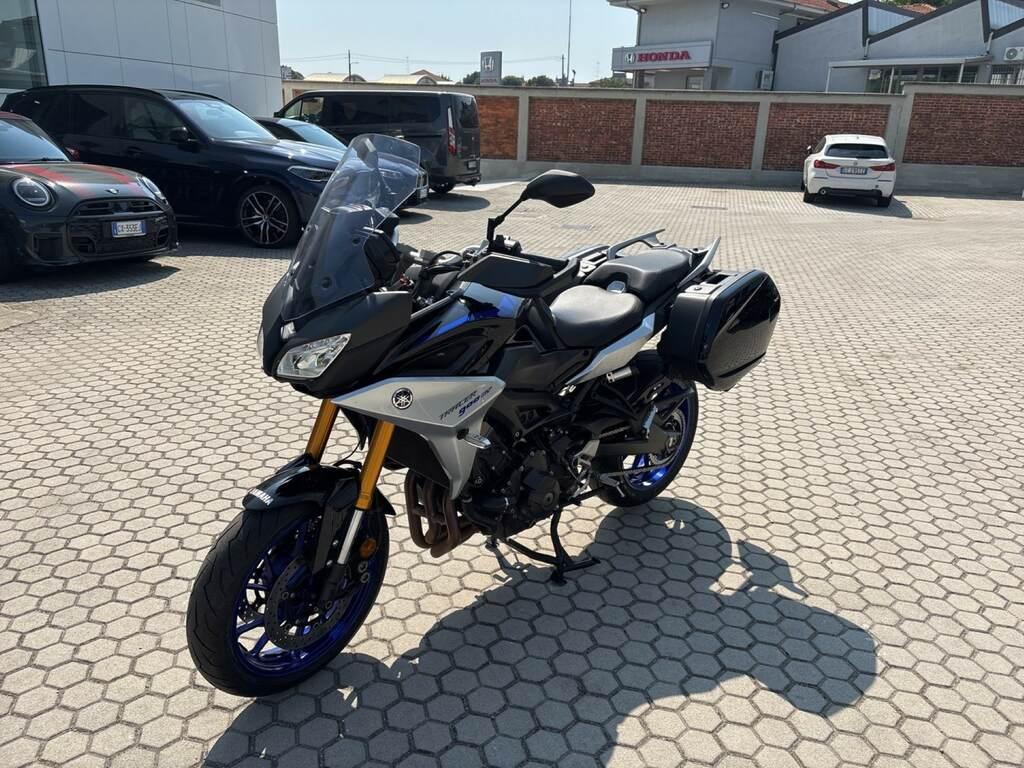 TRACER 900