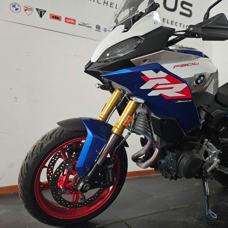 F 900 XR