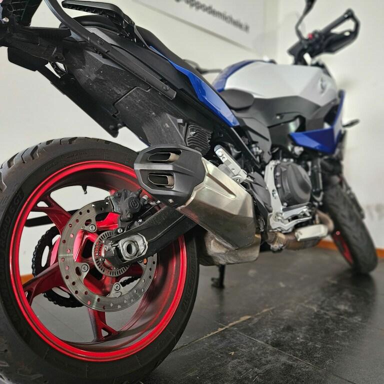 F 900 XR