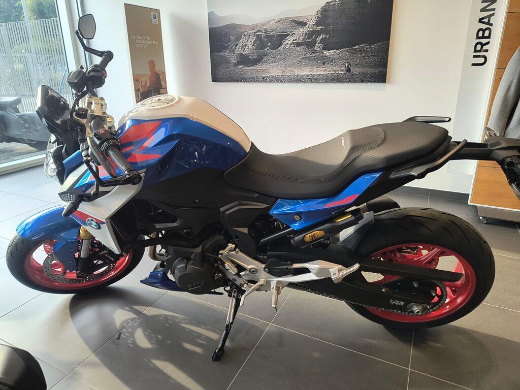 F 900 R