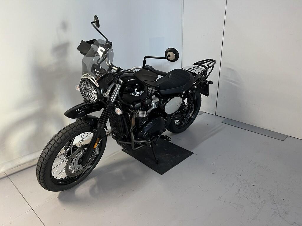 STREET SCRAMBLER 900