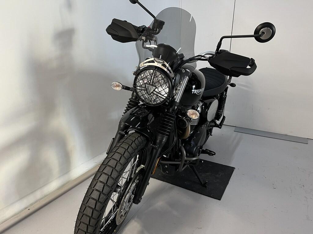 STREET SCRAMBLER 900