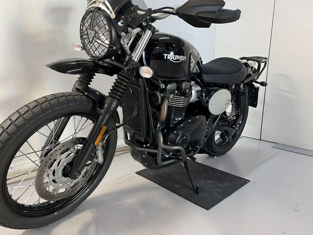 STREET SCRAMBLER 900