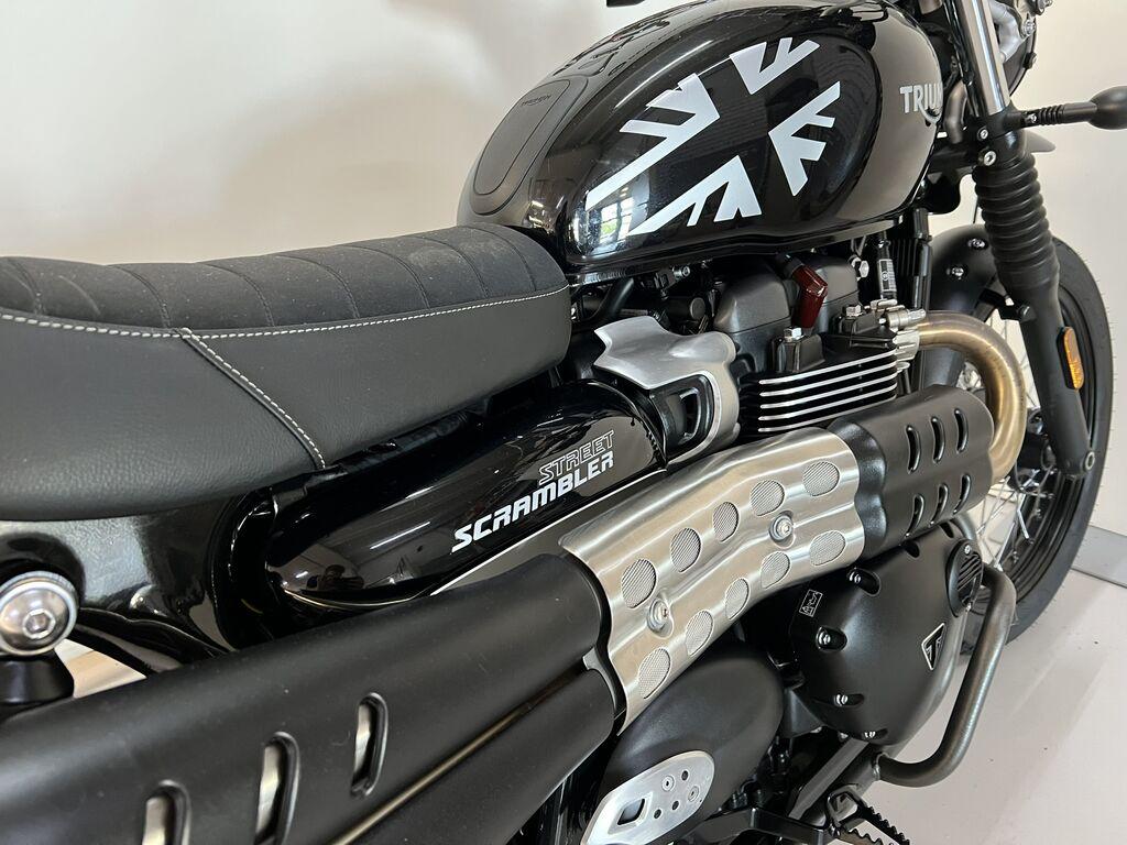 STREET SCRAMBLER 900