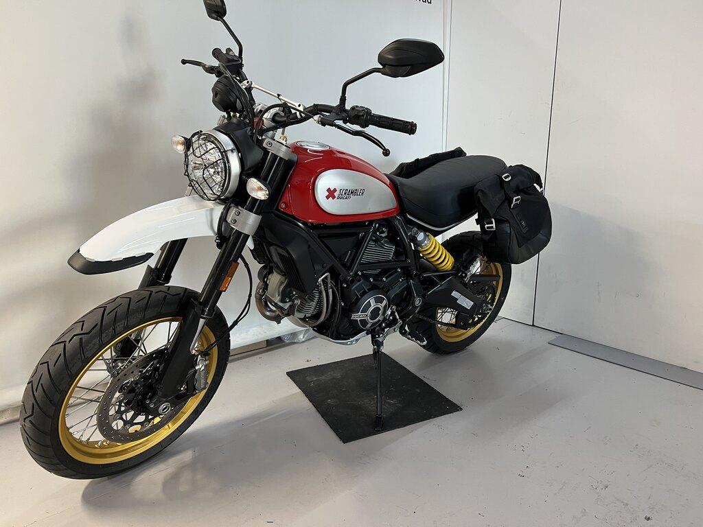 SCRAMBLER 800
