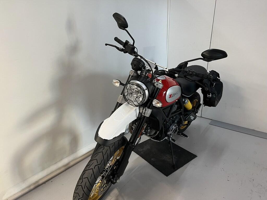 SCRAMBLER 800