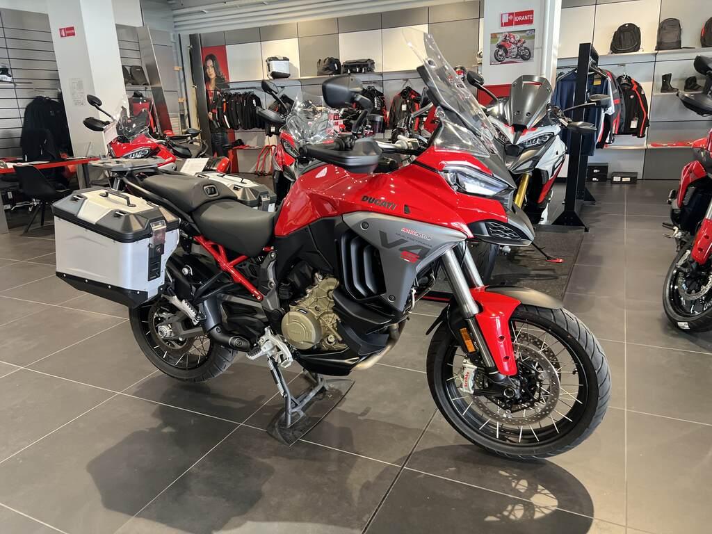 MULTISTRADA V4