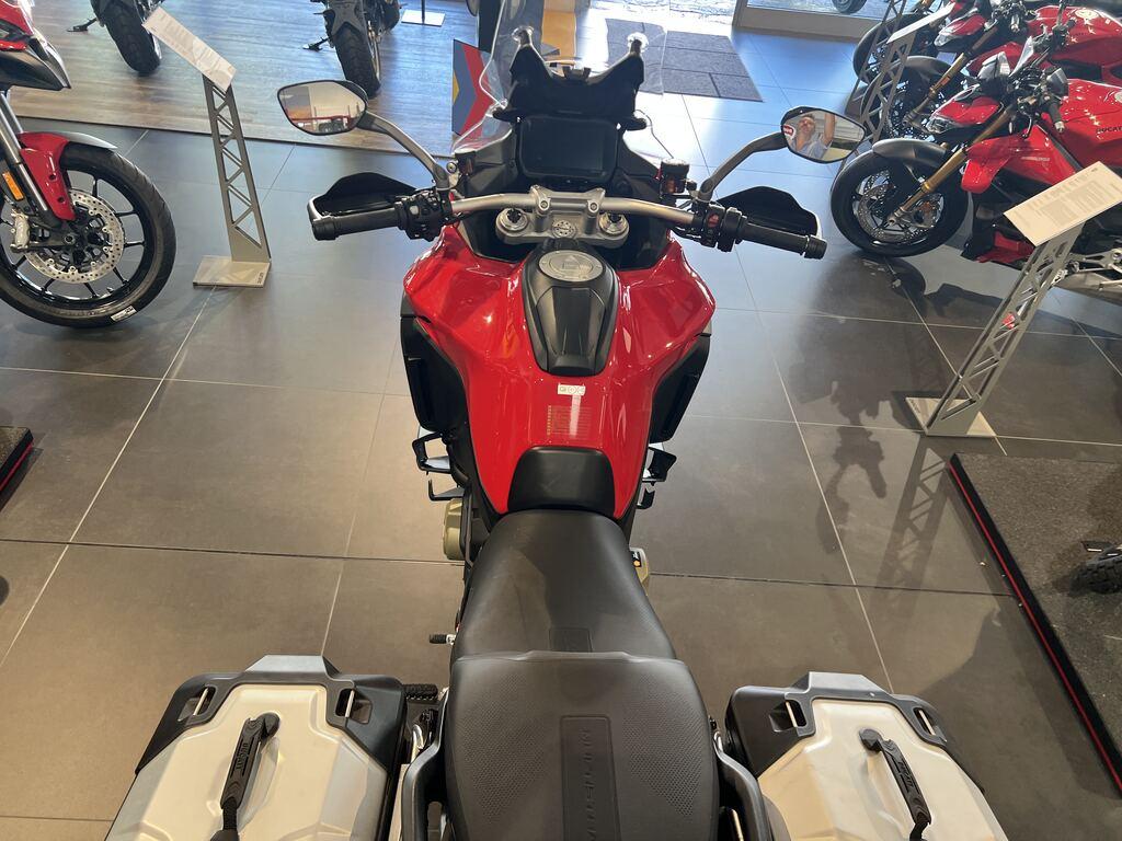 MULTISTRADA V4