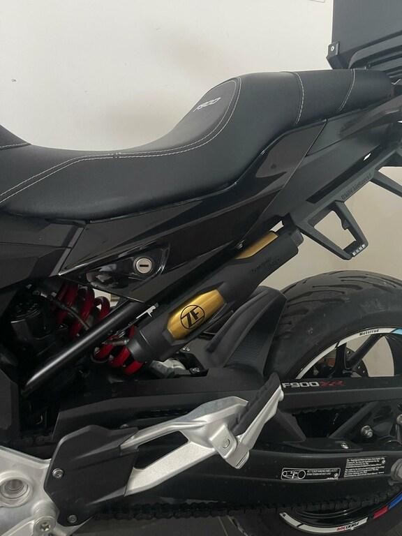 F 900 XR