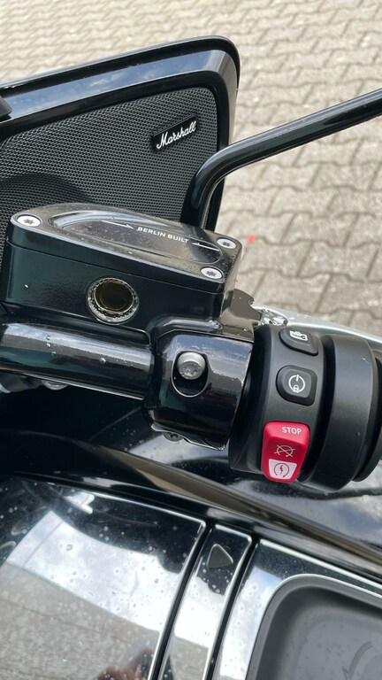 R 18