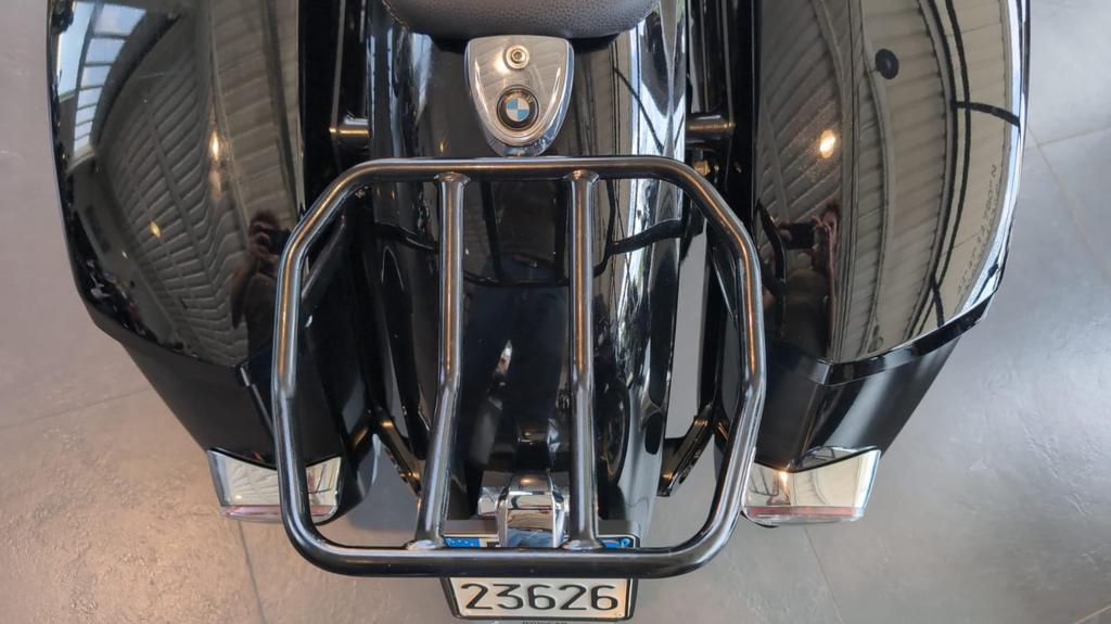 R 18