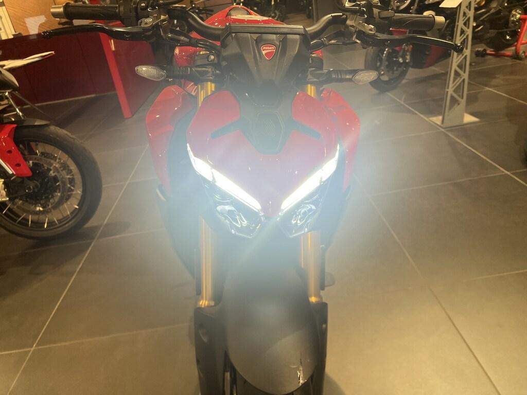 STREETFIGHTER V2 890
