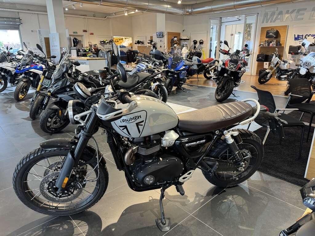 SCRAMBLER 1200