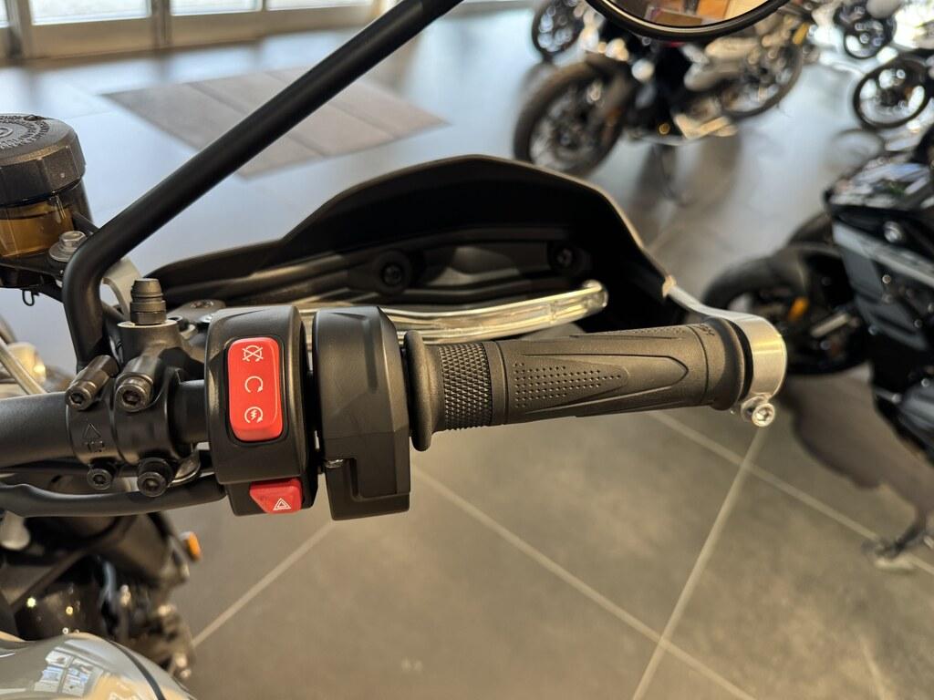 SCRAMBLER 1200
