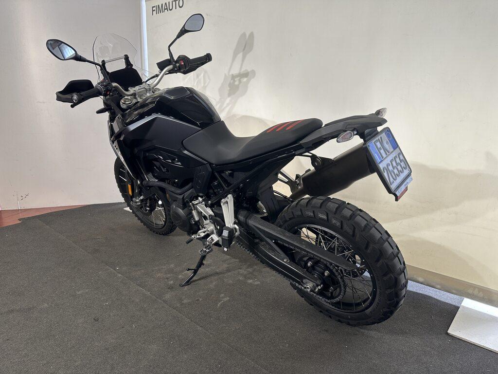 F 900 GS