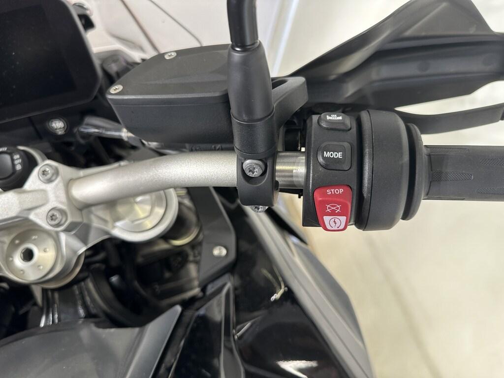 F 900 GS