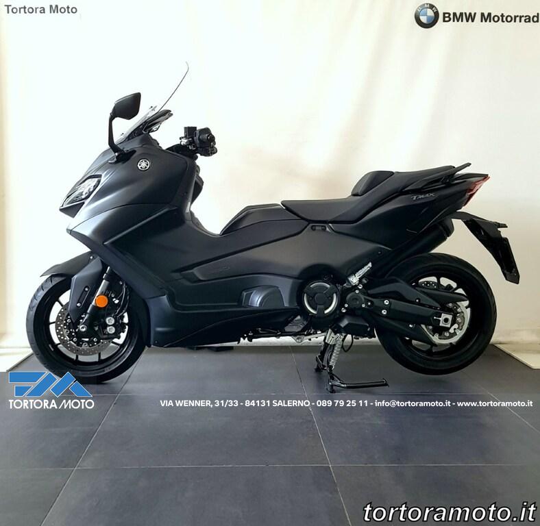T-MAX 560