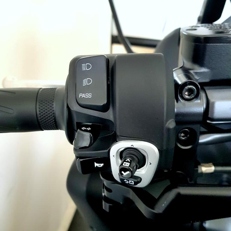 T-MAX 560