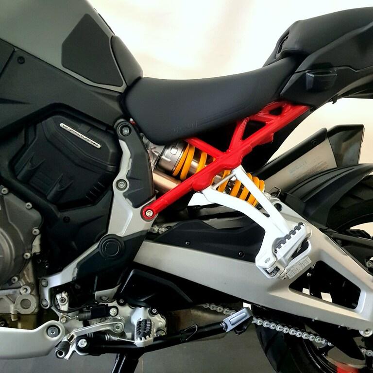 MULTISTRADA V4