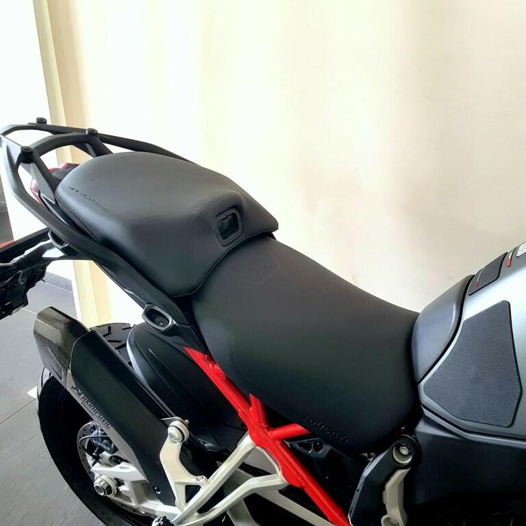 MULTISTRADA V4