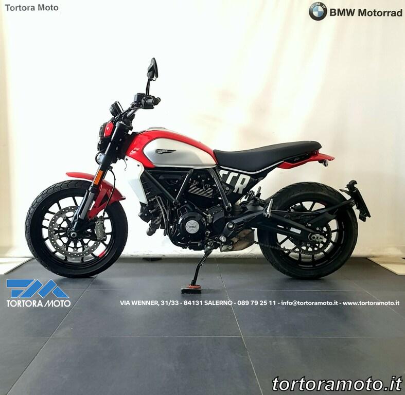 SCRAMBLER 800