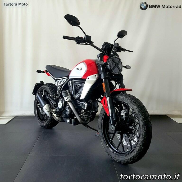 SCRAMBLER 800