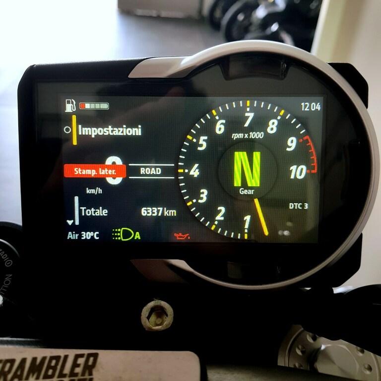 SCRAMBLER 800