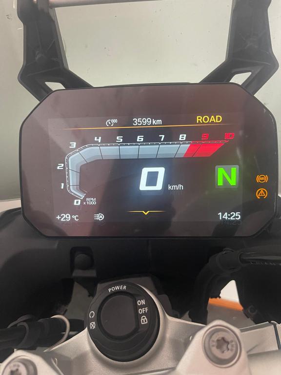 F 900 GS