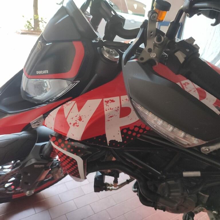 HYPERMOTARD 950