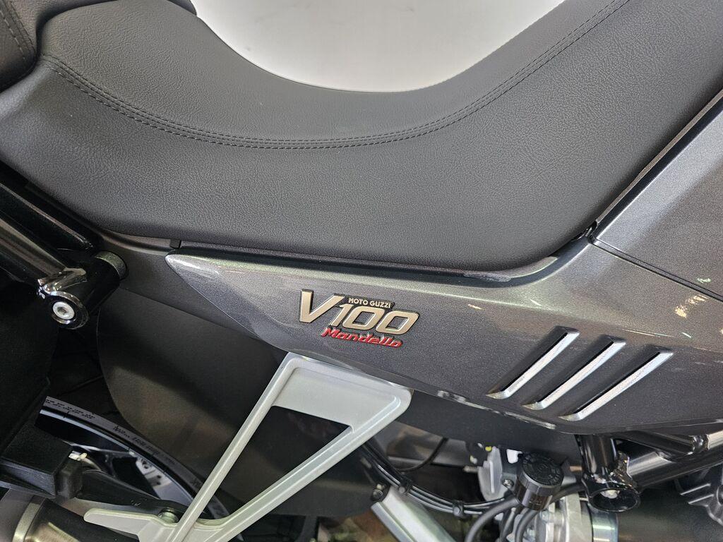 V100