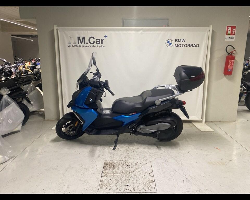 C 400 X