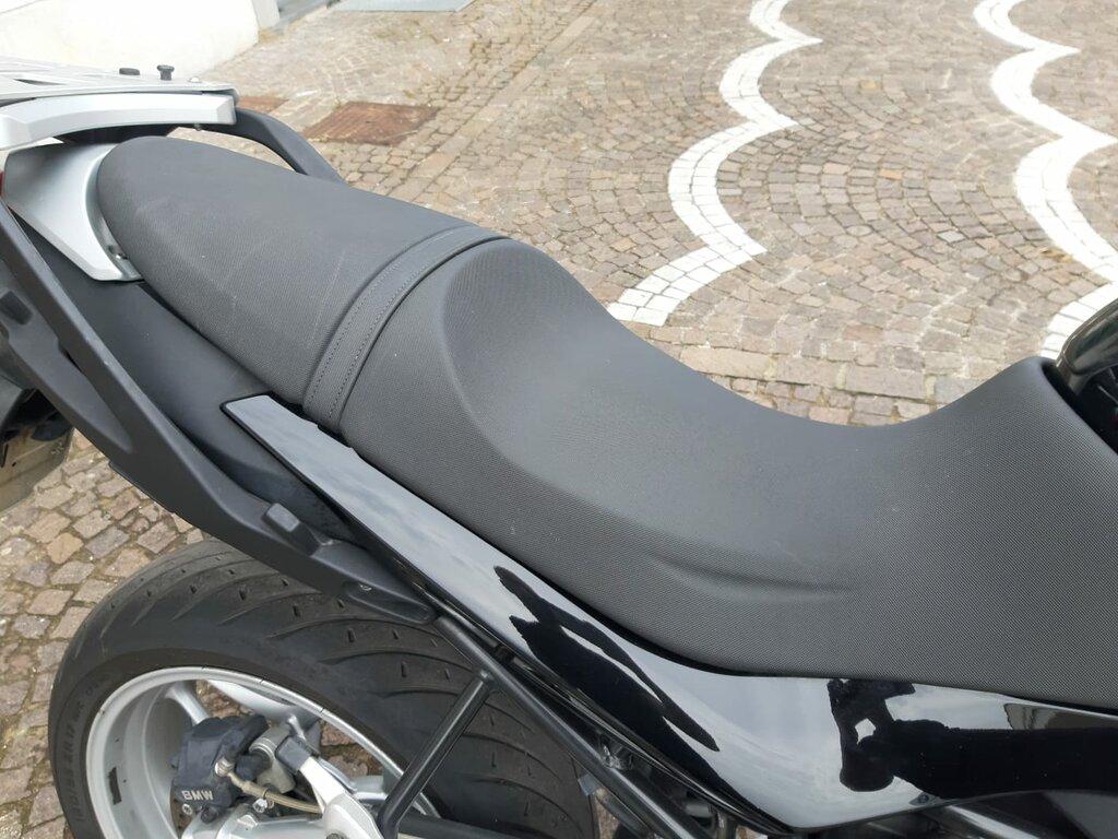 R 1200 R