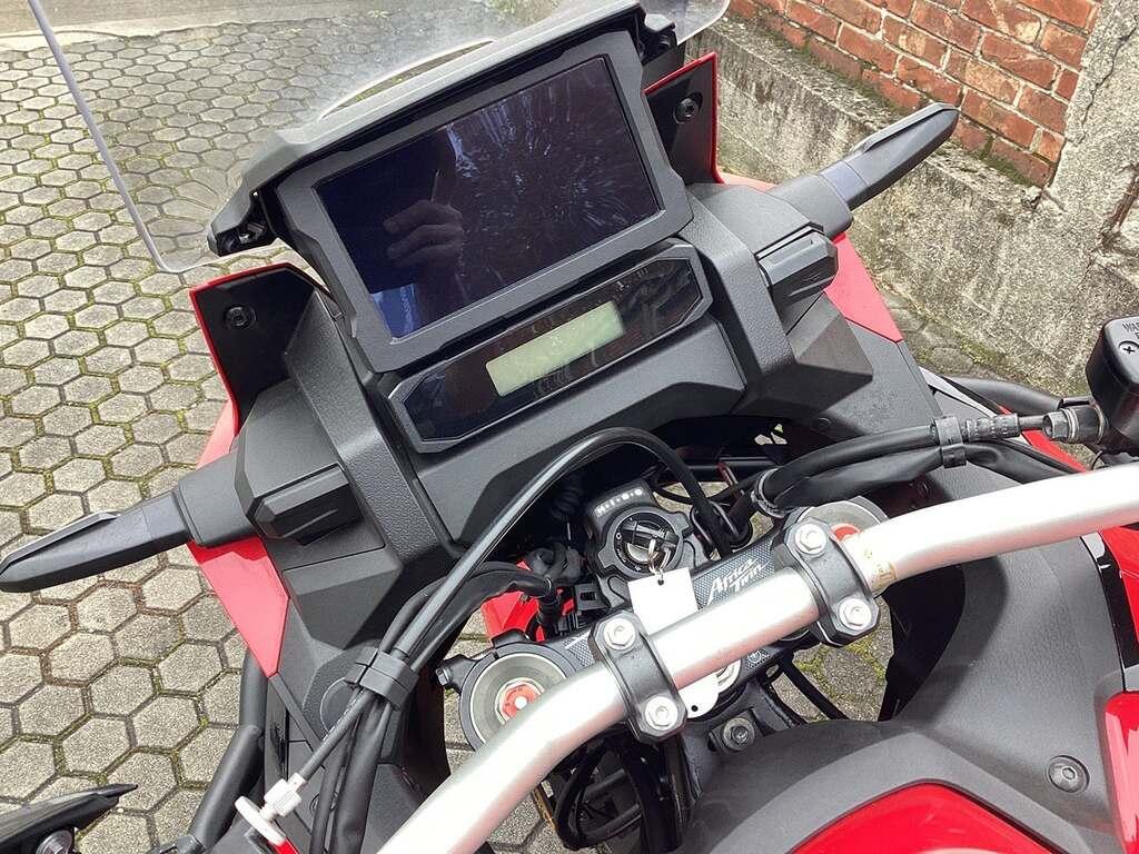 AFRICA TWIN 1100