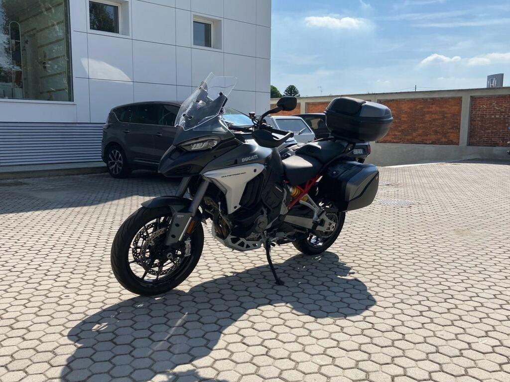 MULTISTRADA V4