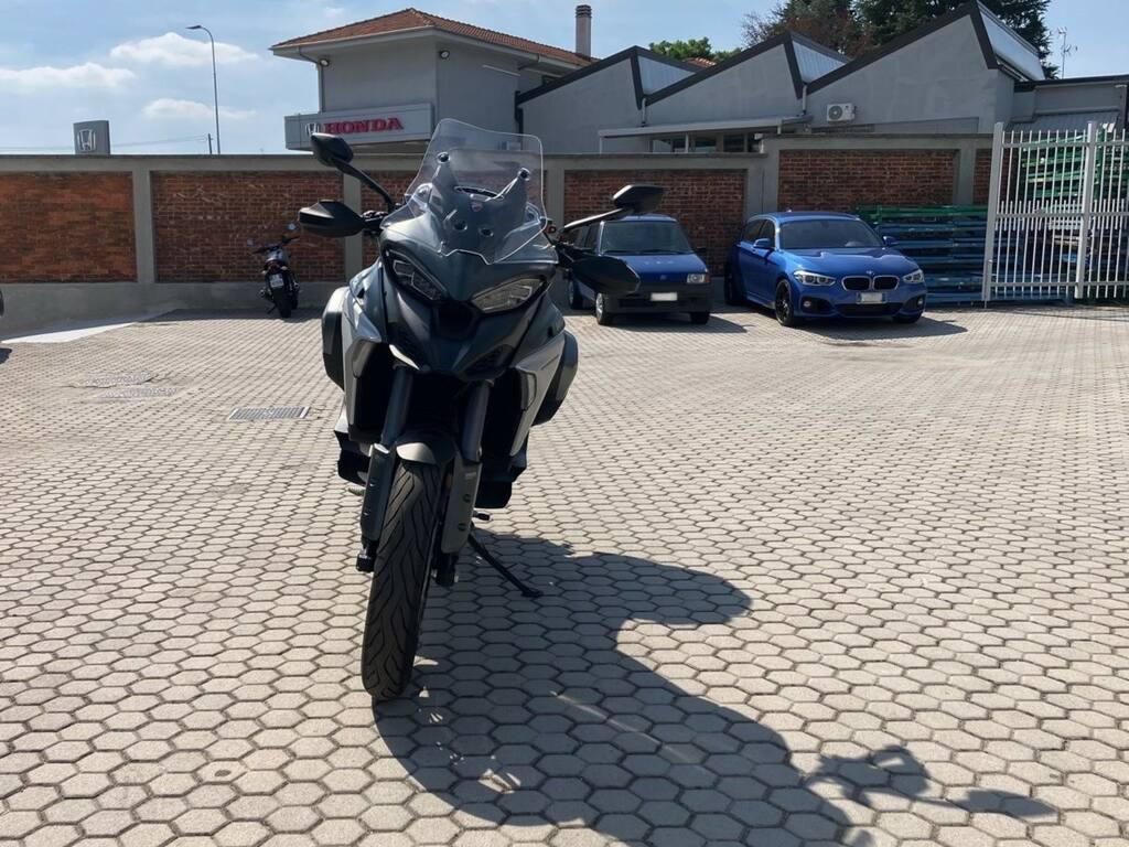 MULTISTRADA V4