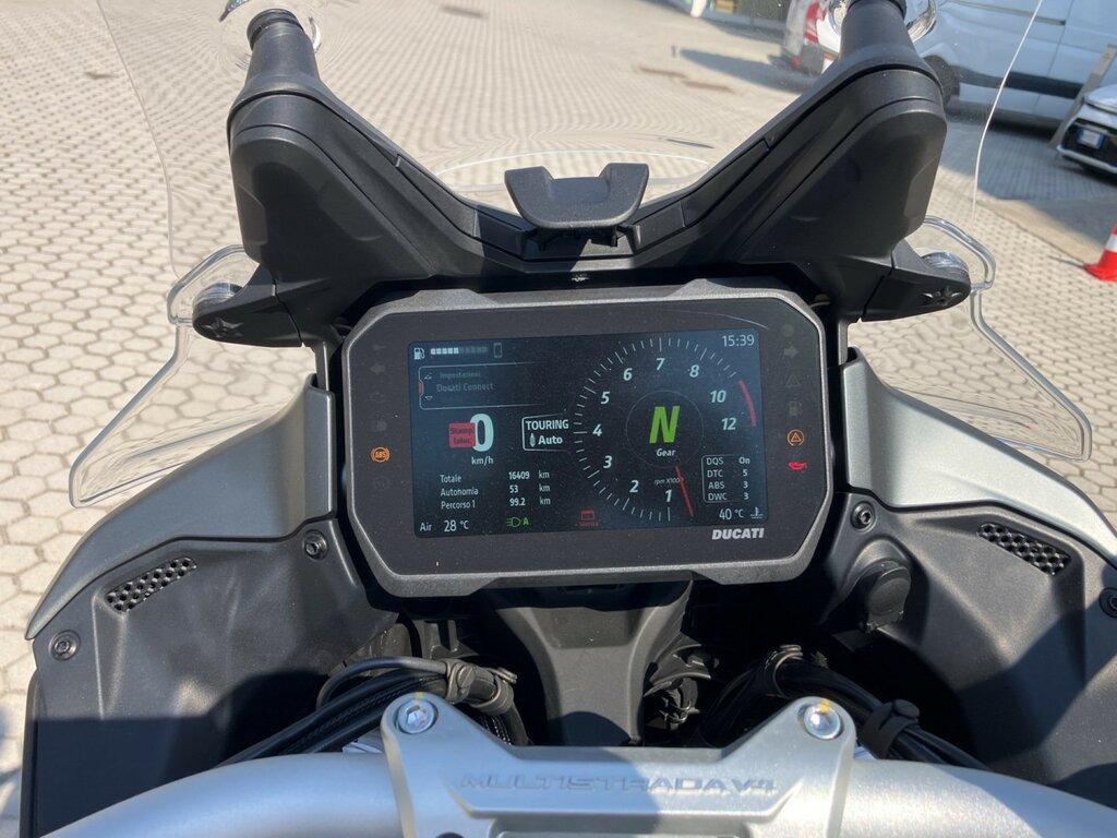 MULTISTRADA V4