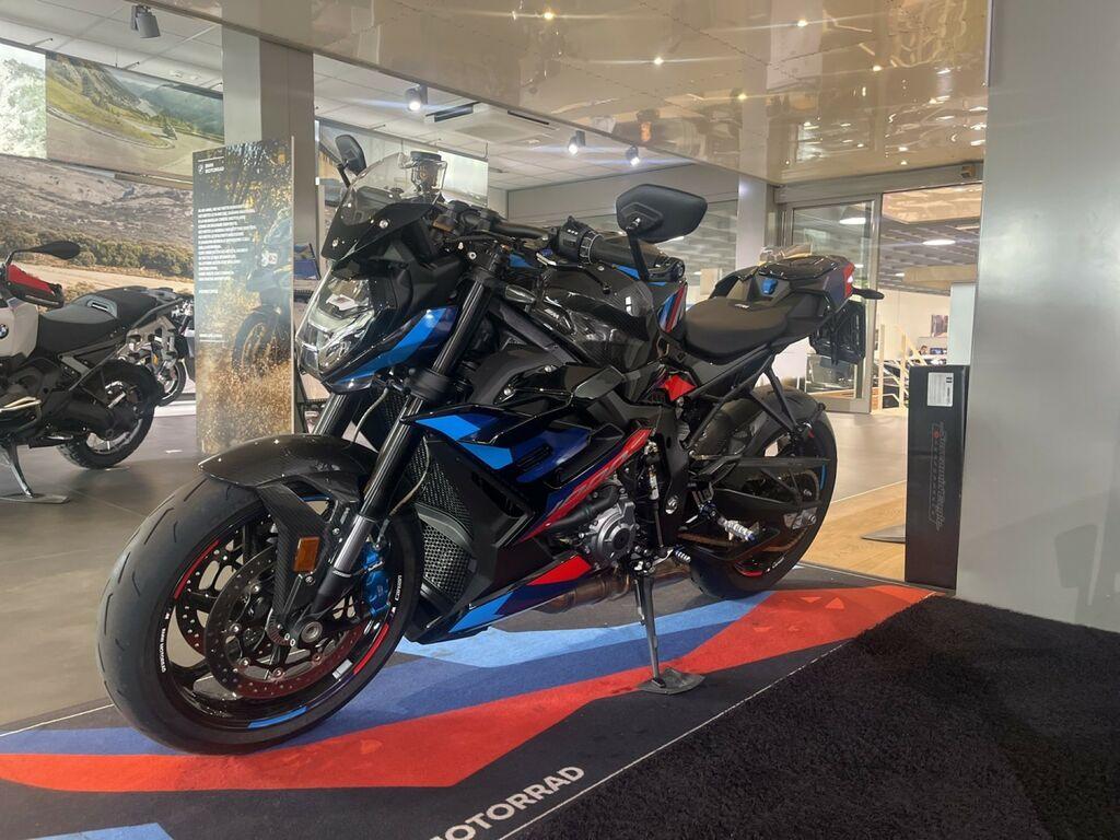 M 1000 R