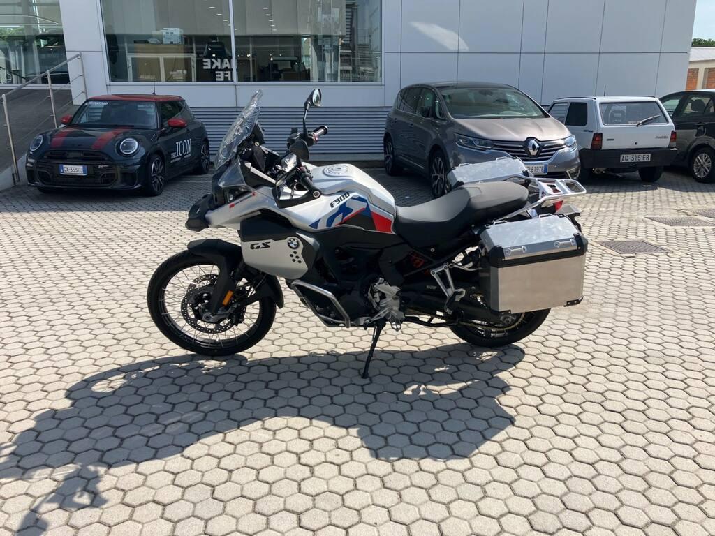 F 900 GS